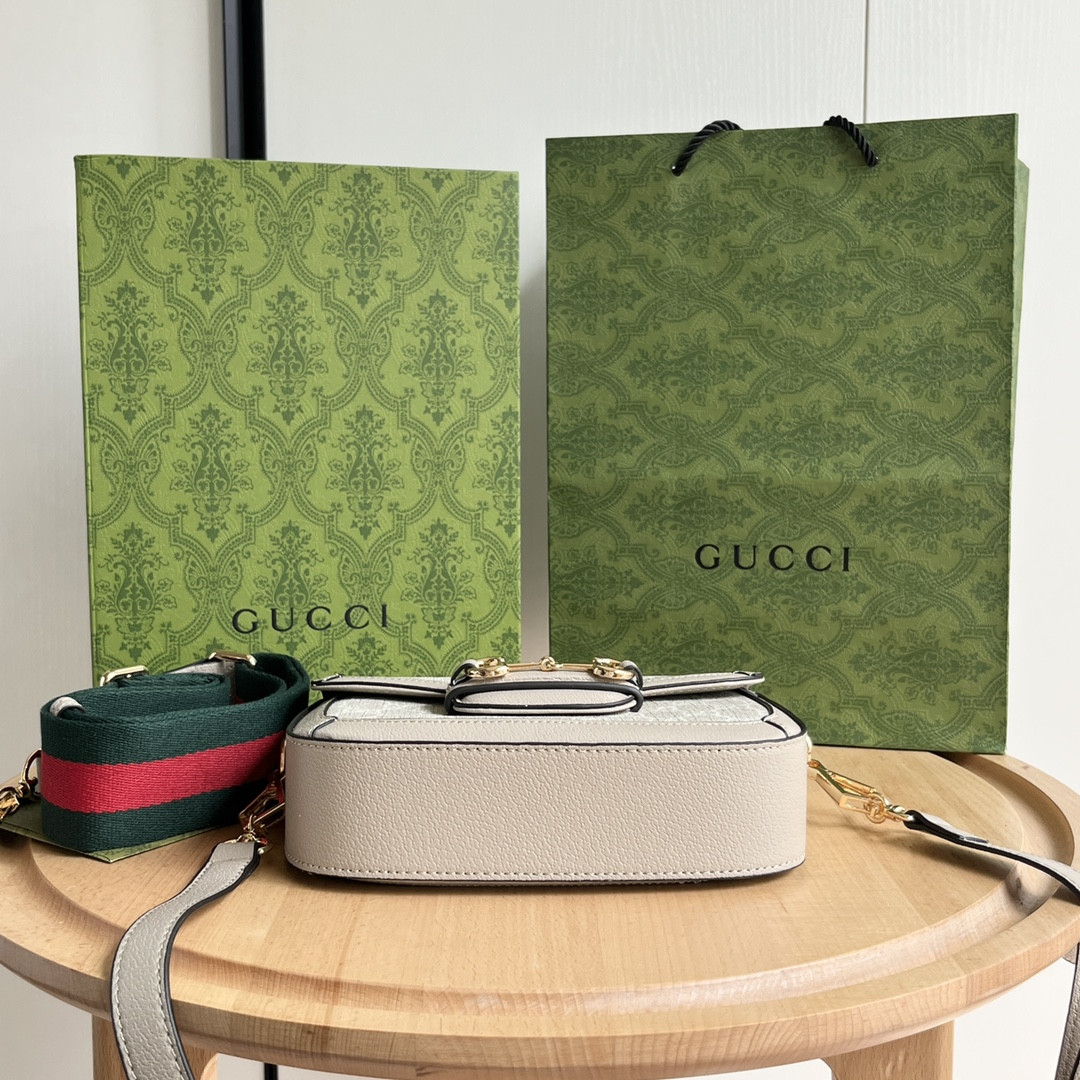 G*u*i horsebit 1955 bag