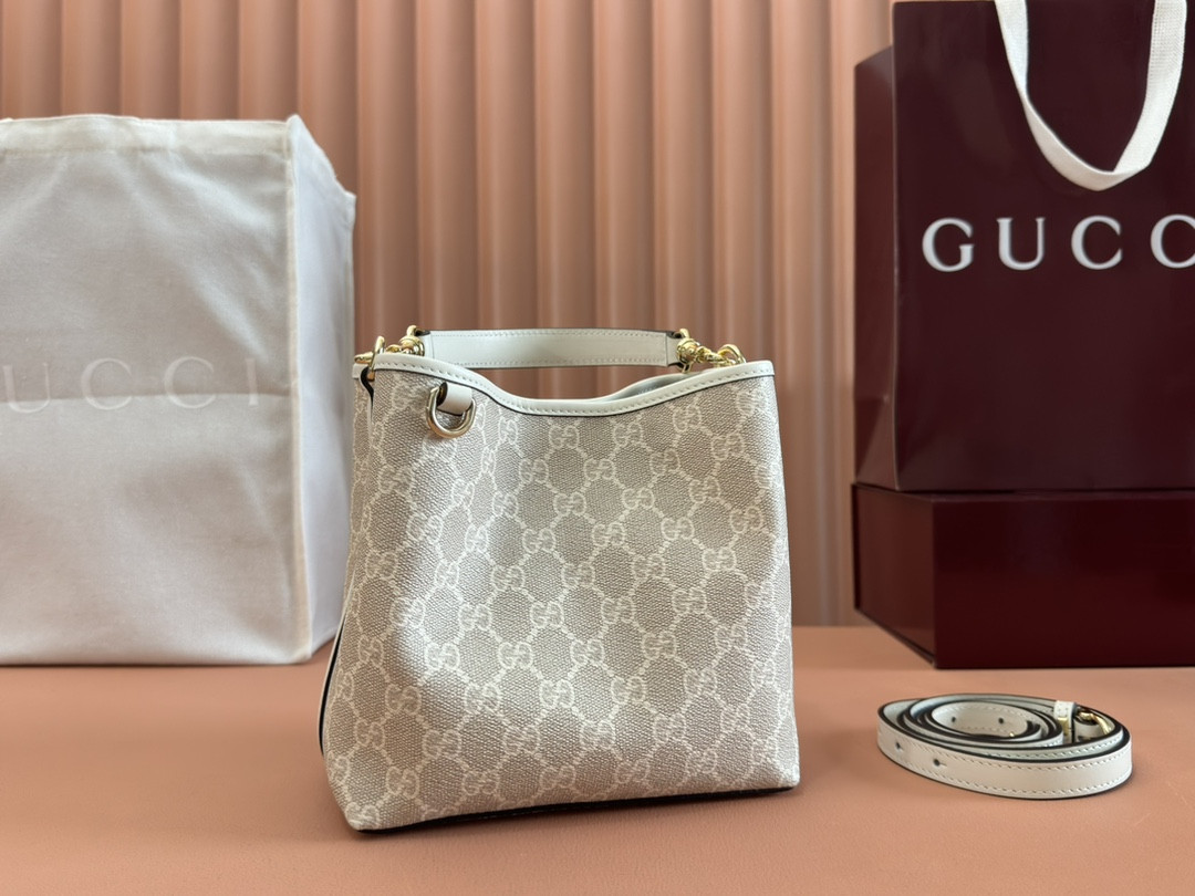 G*u*i ophidia tote bag
