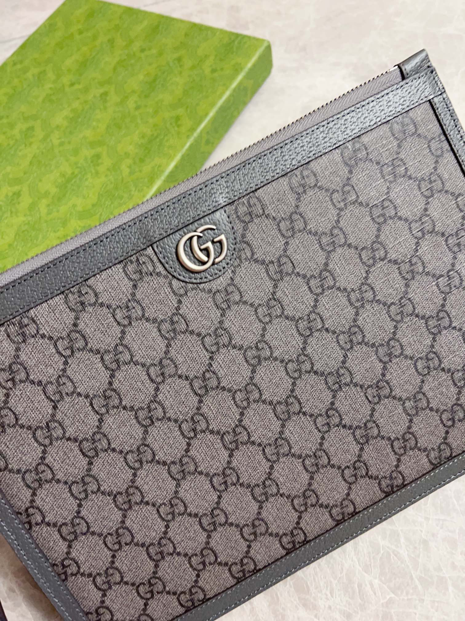 G*u*i ophidia bag