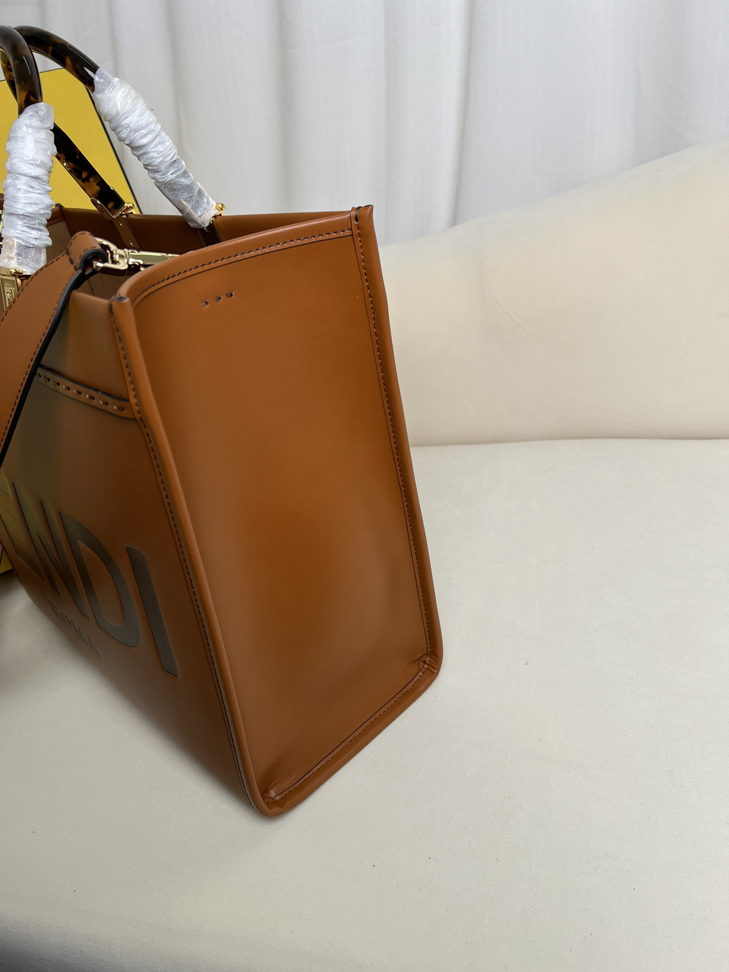 FENDI SUNSHINE TOTE