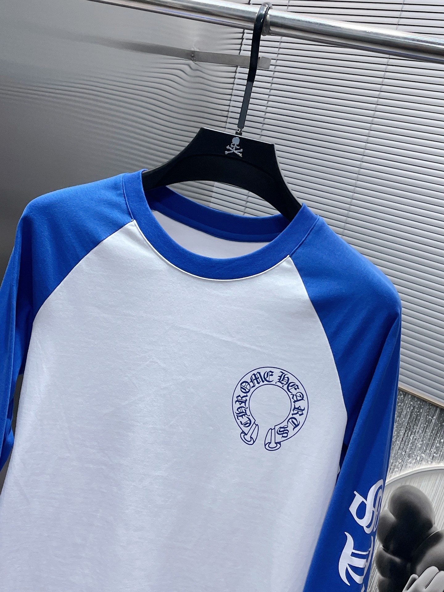 Ch*0me He**ts unisex ch raglan sleeve long-sleeve t-shirt - round neck, blue/white