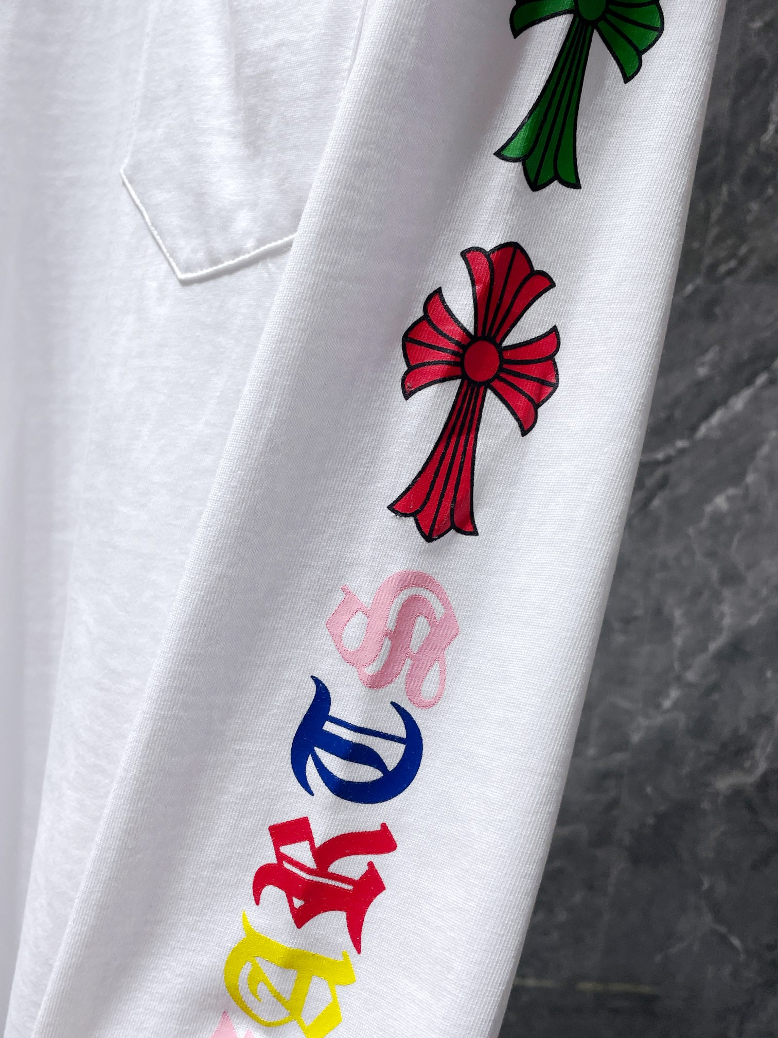Ch*0me He**ts ss22 cross & letter print round neck long sleeve t-shirt - unisex white