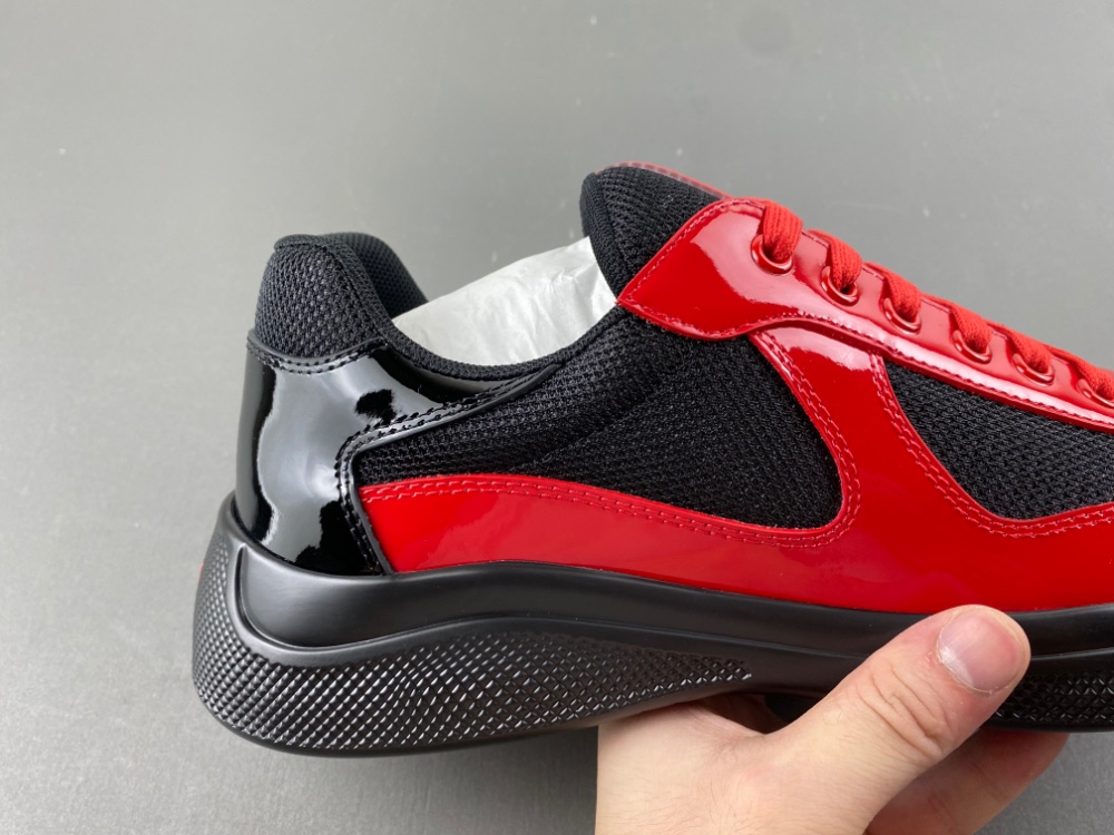 Prada America x2