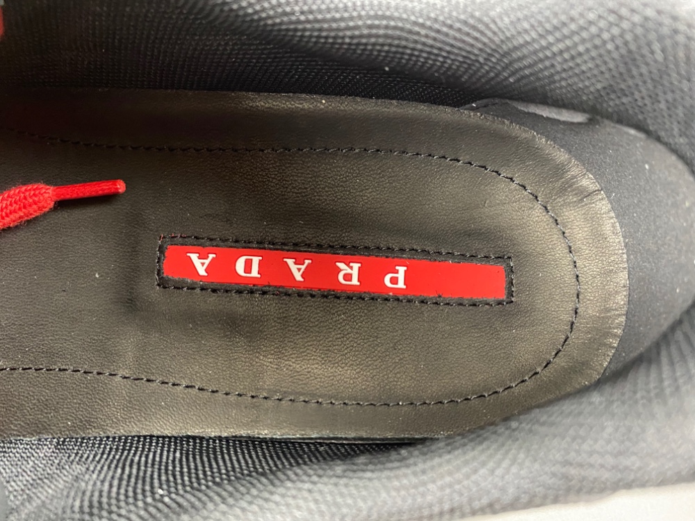 Prada America x2