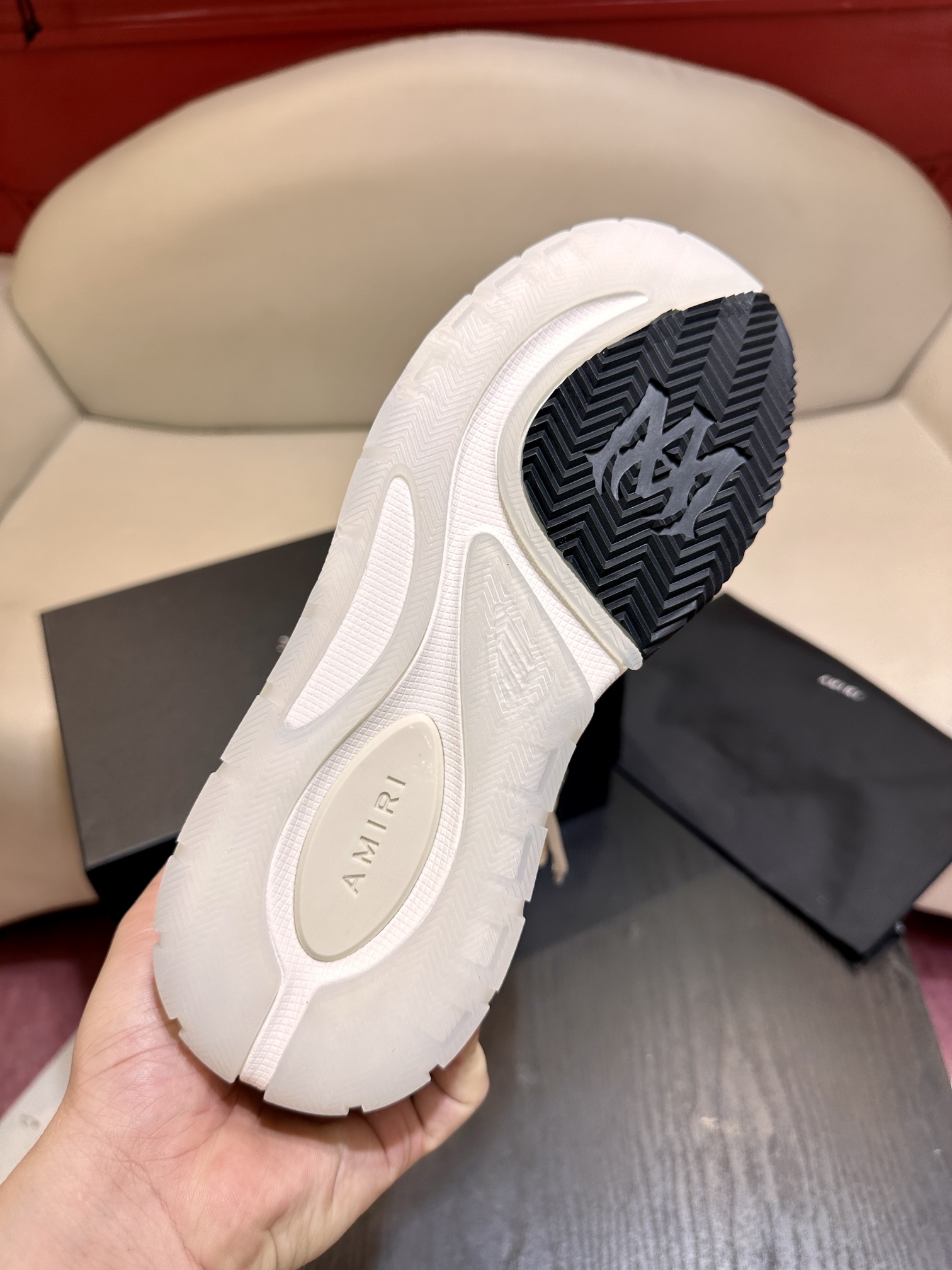 A*RI Sneakers