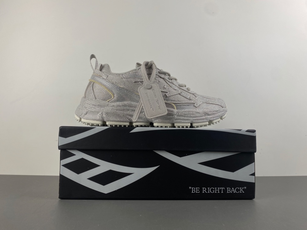 Off White 24