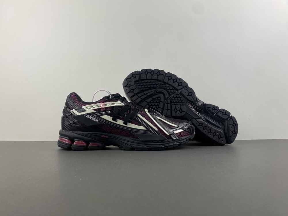 New Balance 1906 U1906AD